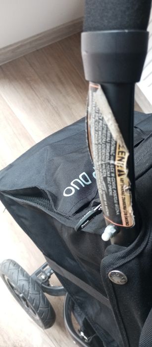 Wózek spacerowy dla bliźniaków Valco Snap Duo Sport