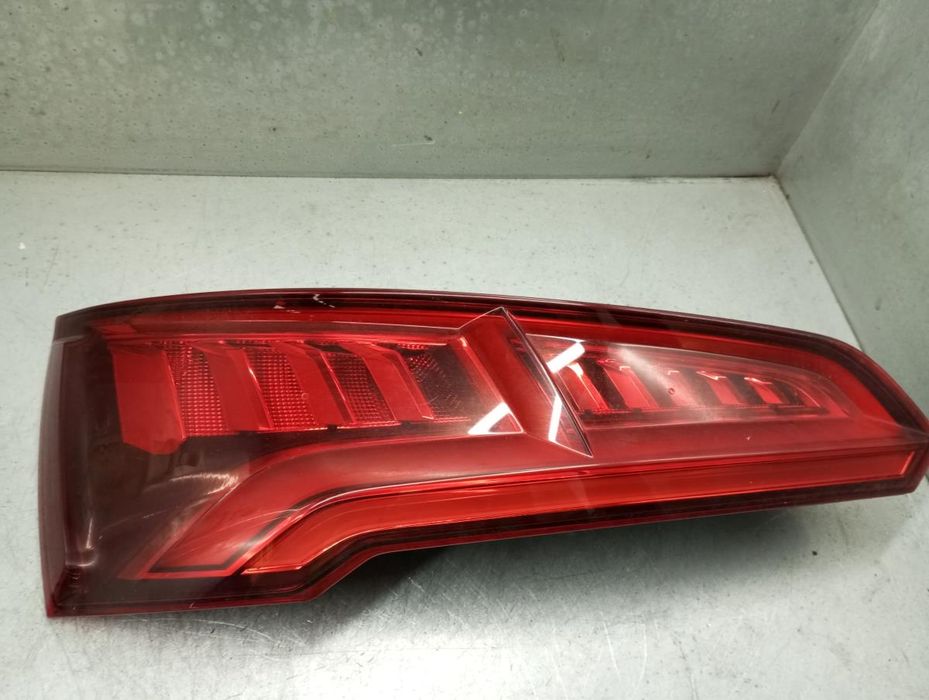 Farolim direito AUDI Q5 (FYB, FYG)