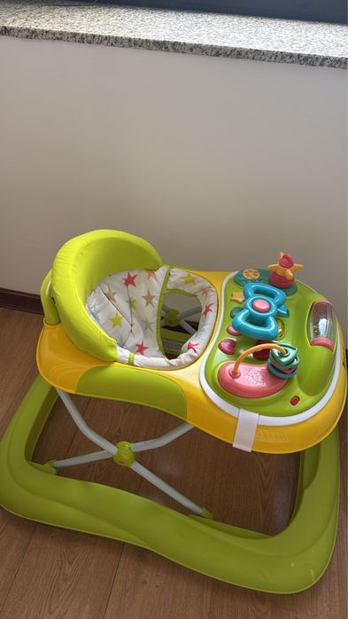 Andarilho bebe usado