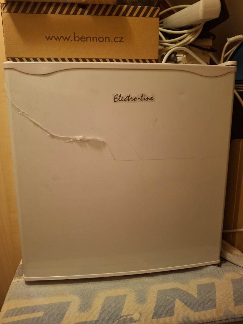 Lodówka Electroline BC 50-EW
