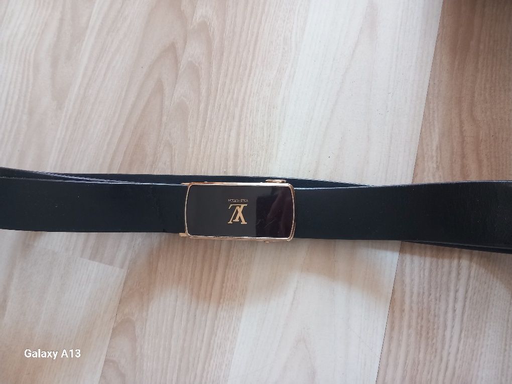 Louis vuitton pas skorzany 115cm