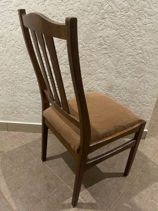 Стілець мʼякий б/у   Є 4шт