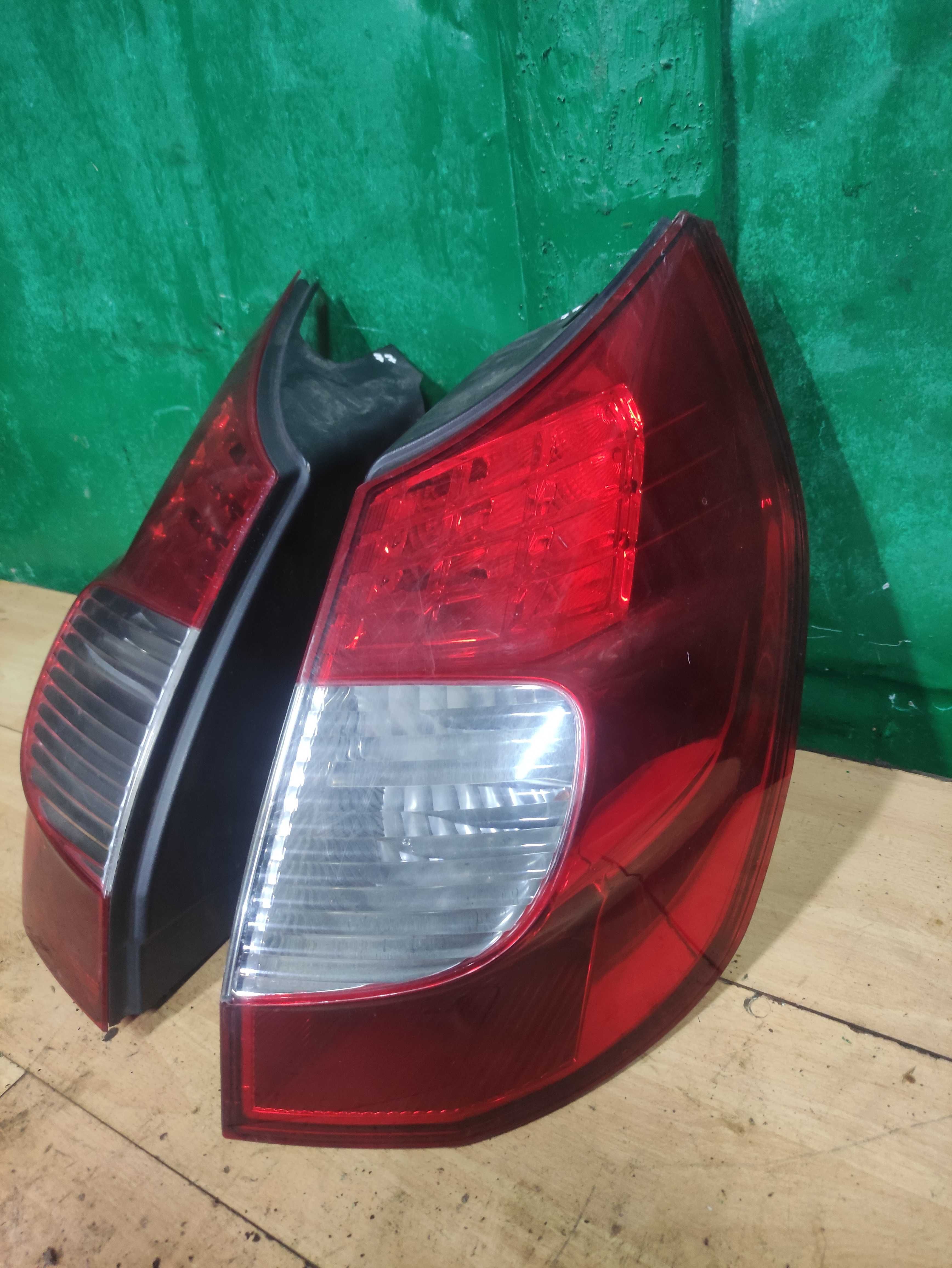 Стопи Renault Scenic 2 06-09р ліхтар Рено сценік 8200474327 8200474328