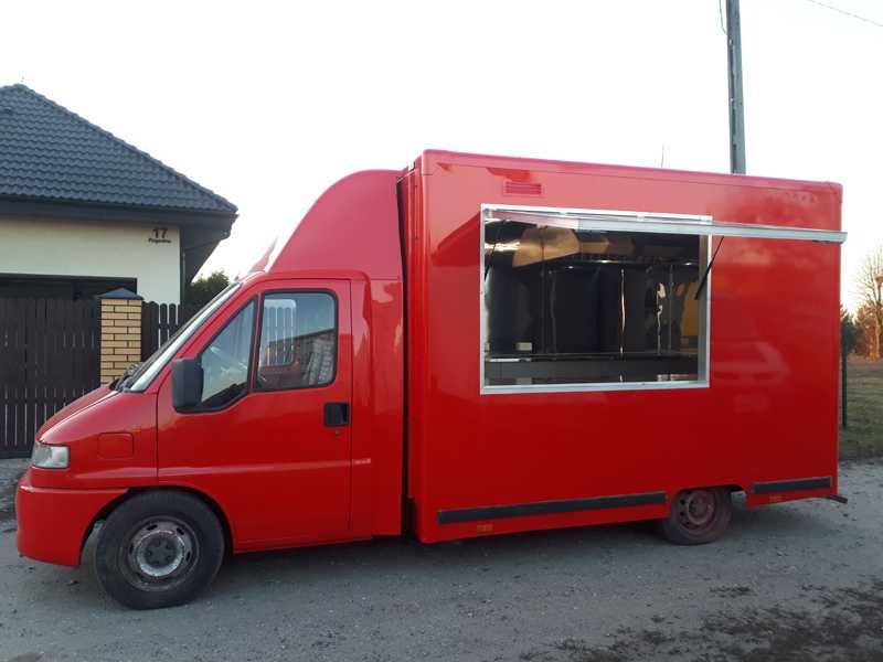 Do Wynajęcia Food Truck Renault Master , odbiór Sanepid