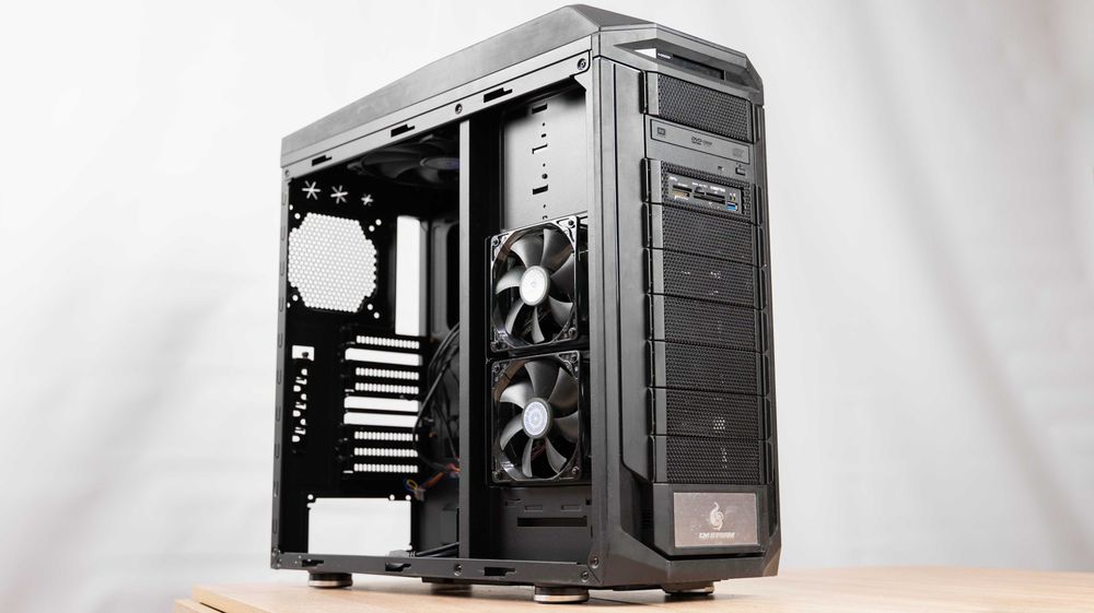 Корпус Cooler Master CM Storm Trooper FULLTOWER