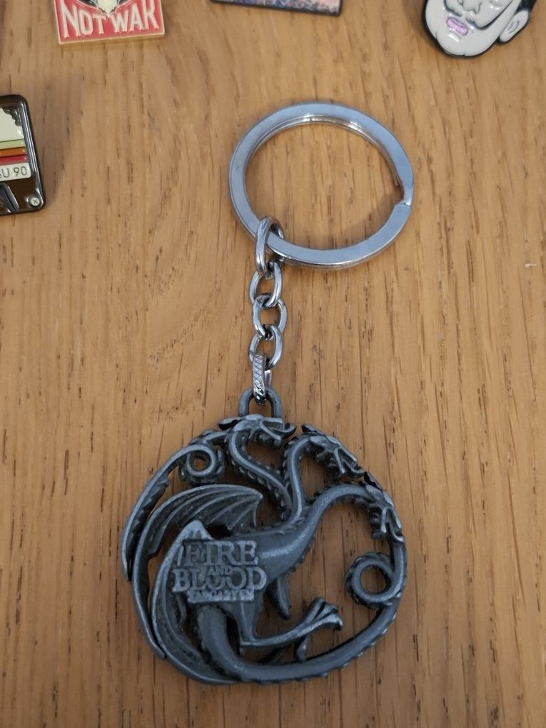 PIN's e porta-chaves