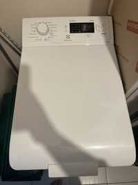 Pralka Electrolux ładowanie od góry 7kg, wirowanie 1200