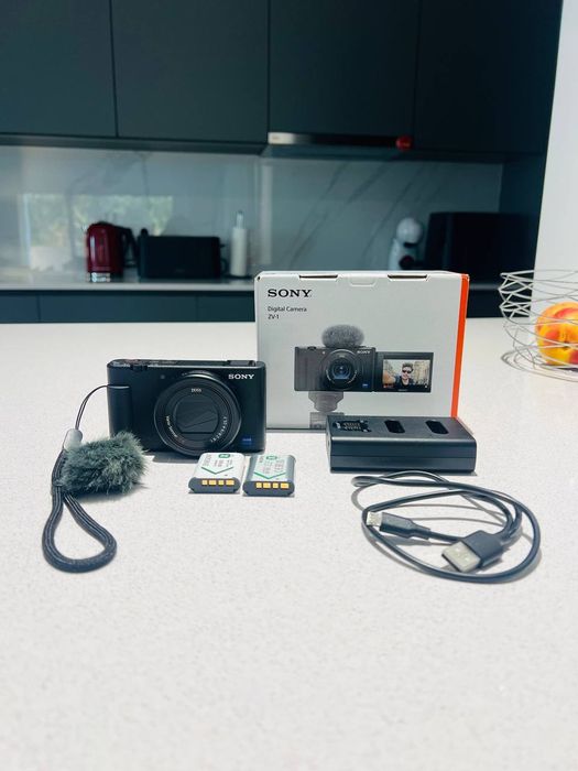 Máquina Fotográfica Mirrorless Sony ZV-1