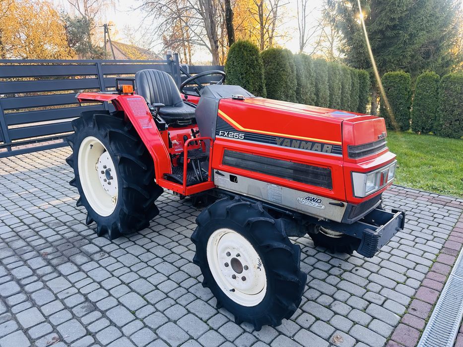 Traktor Yanmar FX 255 wspomaganie kierownicy 4x4 orginał piękny stan