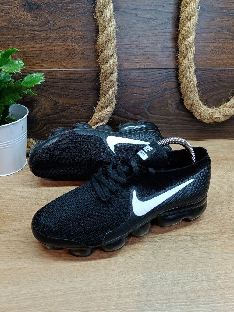 Czarne buty sportowe sneakersy Nike Air Vapormax Flyknit 39