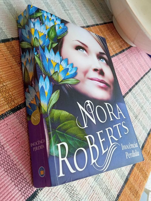 Livro Inocência Perdida - Nora Roberts