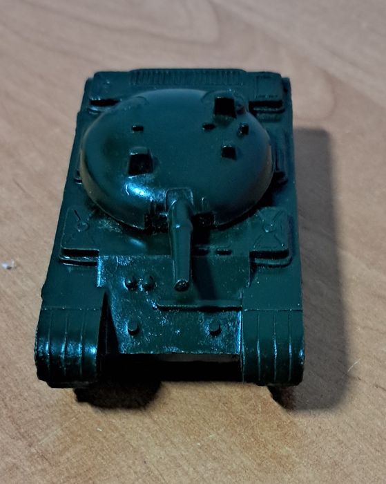 Танк игрушка СССР.