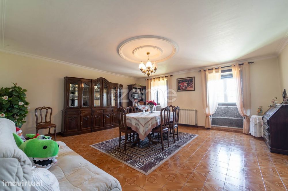 Quinta com terreno de 10 545m2, Beiral do Lima, Ponte-Lima