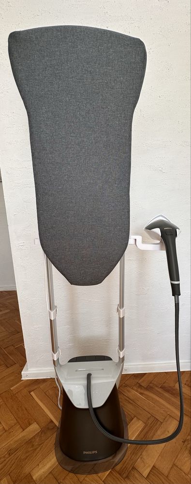 PHILIPS All-in-One 8000 system do prasowania