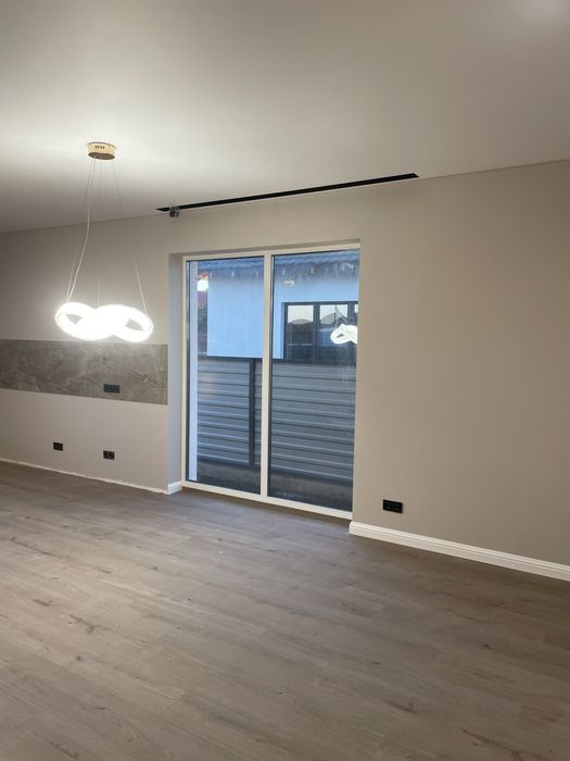 Ремонт квартир будинків та комерцій