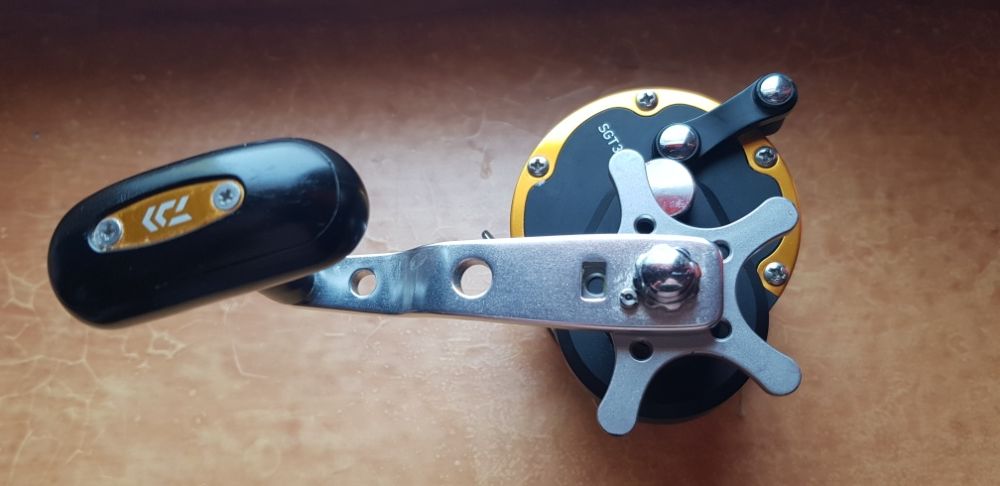 kolowrotek daiwa seagate SGT35H multiplikator + plecionka