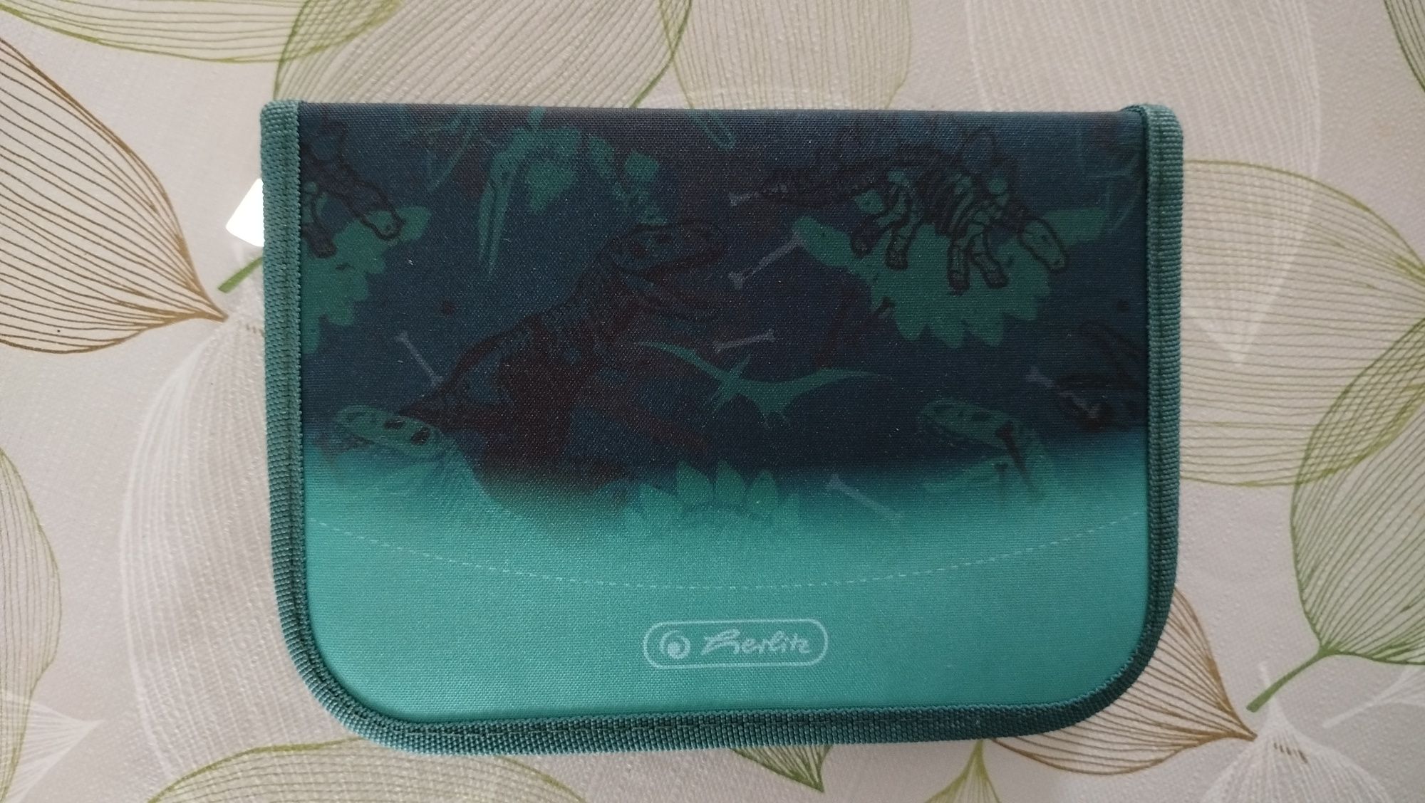 Piórnik Herlitz Green Rex w dinozaury