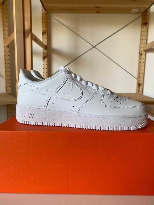 Buty/Nike_AirForce1White "Nowe Trampki" Roz.41
