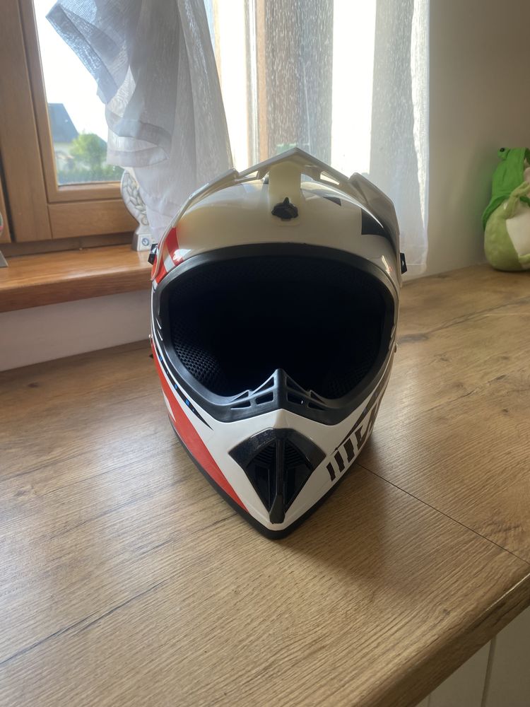 Kask full face od firmy fox