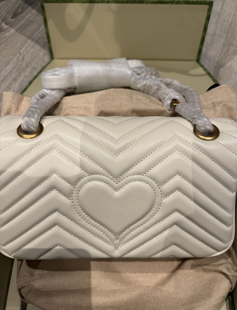 Mala Senhora Gucci