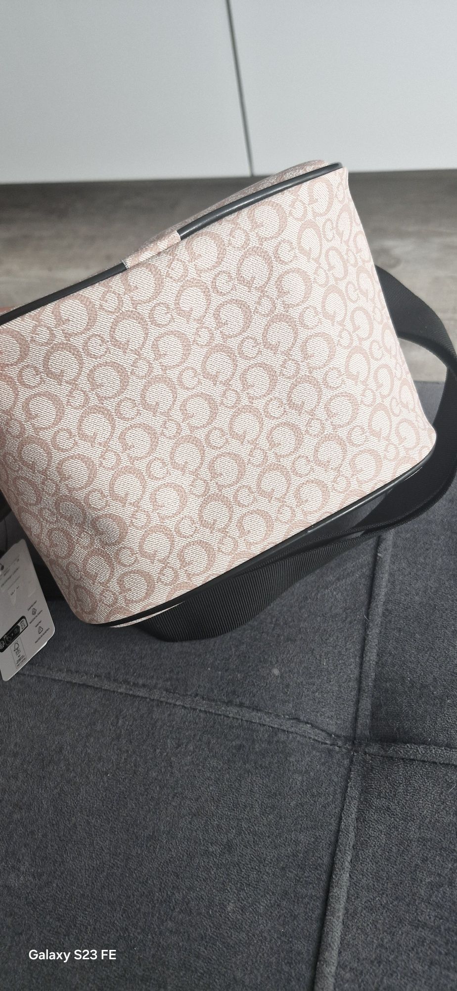 Torba guess na lunch