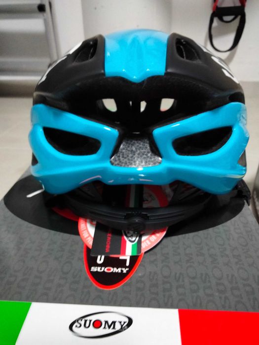 NOVO - Capacete estrada - topo gama