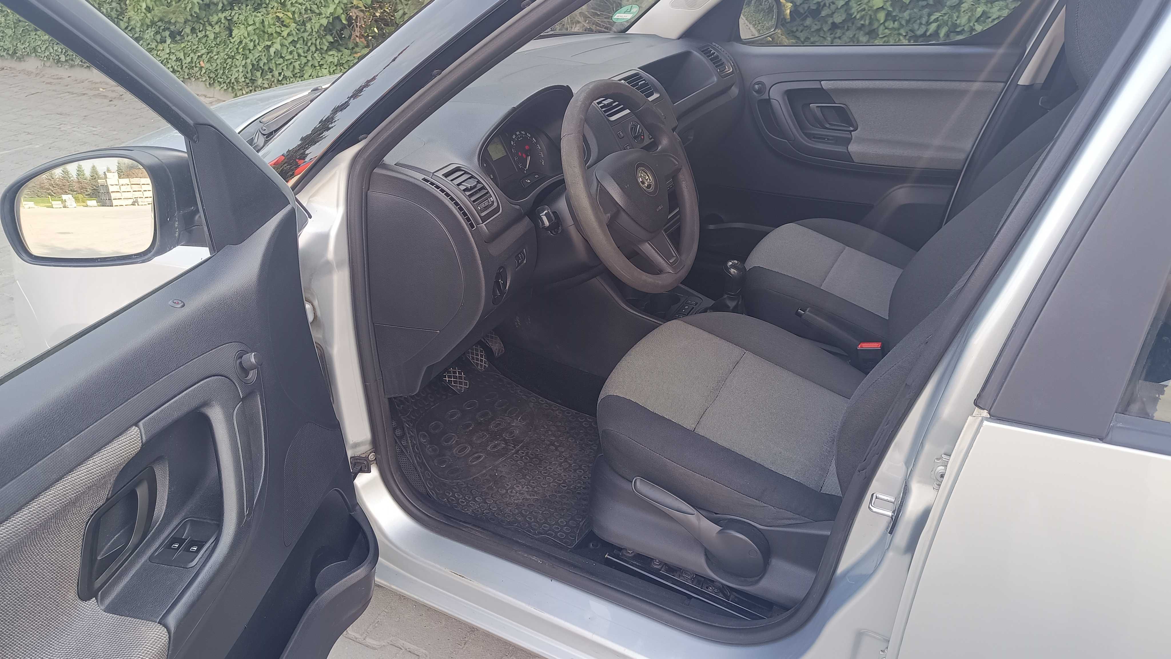 Skoda Roomster 1.2 Mpi 69 KM 2015r 161 tys km sprowadzony z Niemiec