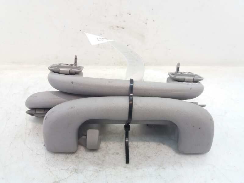 PEGA DE TETO OPEL CORSA D