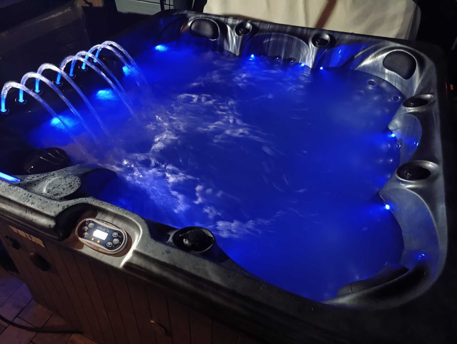 Spa hot tub jacuzzi balia Bania Balboa balboa 6 Osobowe