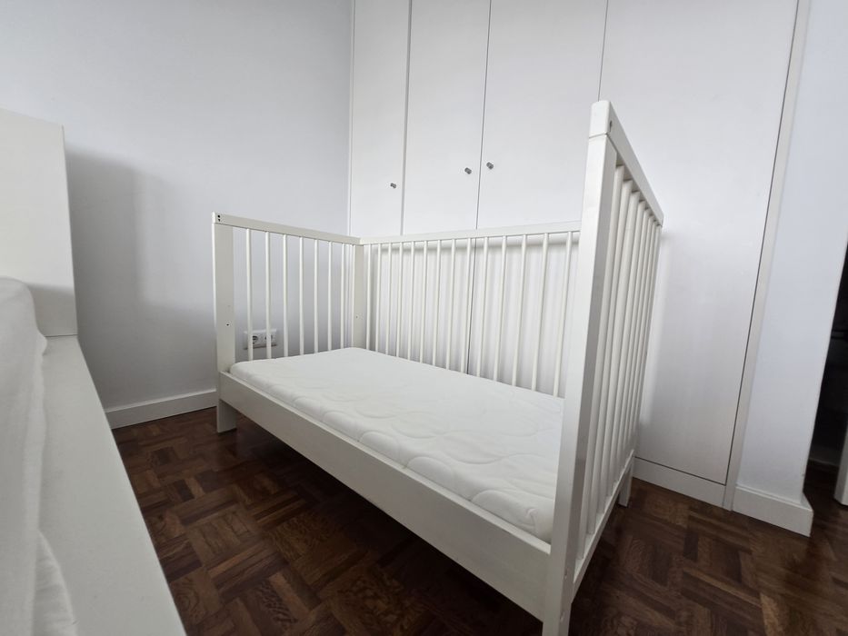 IKEA Gulliver berço / cama de grades + colchão e roupa de cama