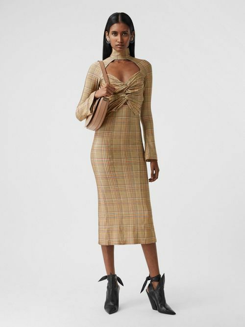 Платье    Burberry
