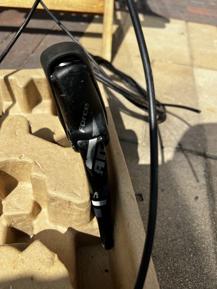 Klamkomanetki Sram Force 22 / zaciski Sram Red