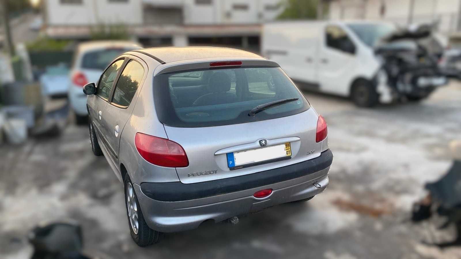 Peugeot 206 1.9 D de 1999 Para Peças REF Motor - WJY; WJZ