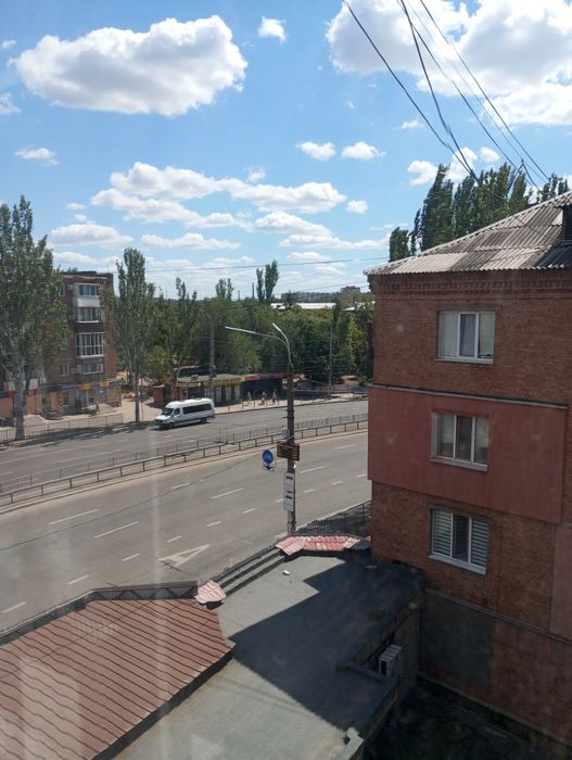 Центрі Піонера,червона лінія,продаж 2 кімнатної квартири,Сталінка.