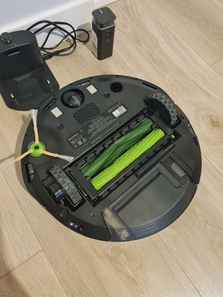 Robot sprzątający Irobot - Roomba I7
