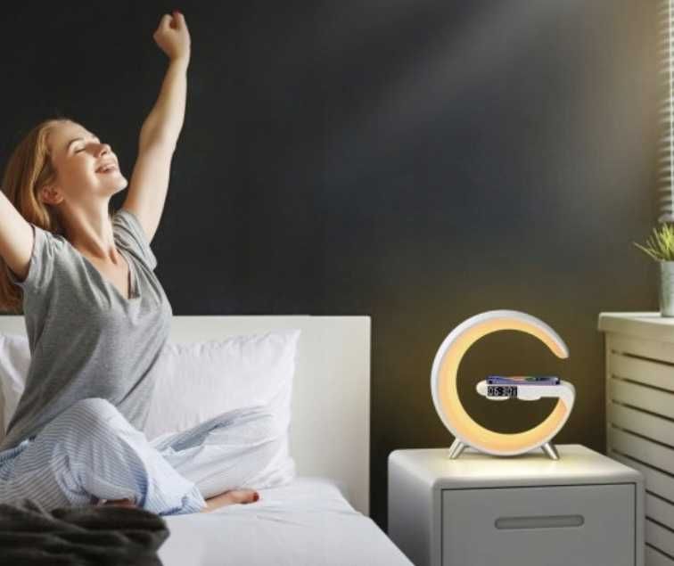 LAMPKA NOCNA RGB ładowarka indukcyjna bluetooth zegar radio głośnik