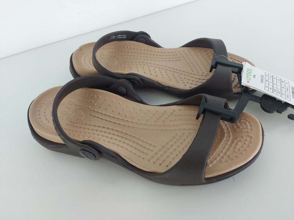 Buty sandały Crocs Cleo w rozmiarze 36-37 Nowe
