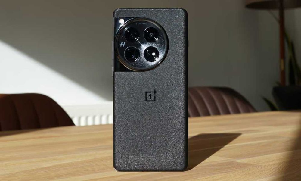 Smartfon OnePlus 12 16 GB / 512 GB 5G czarny Gwarancja!!Stan idealny!