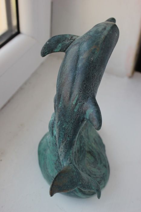figurka porcelanowa ,,delfiny''