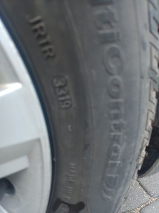 Felgi i opony Fulda całoroczne 195/65R15 VW Skoda octavia II