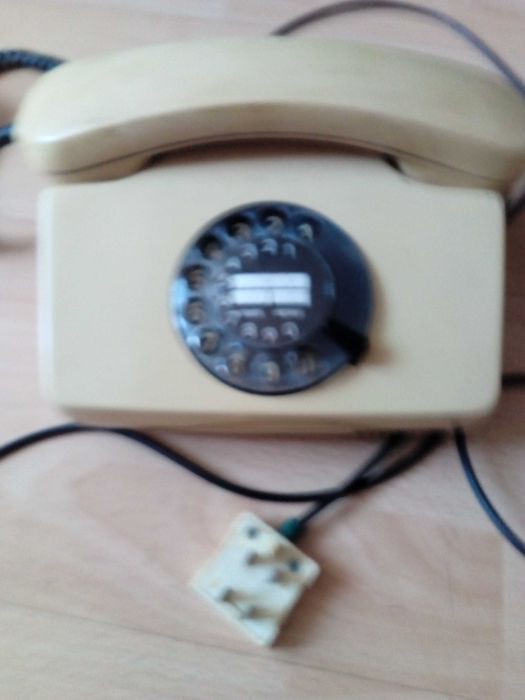 Телефон ,чешского производства