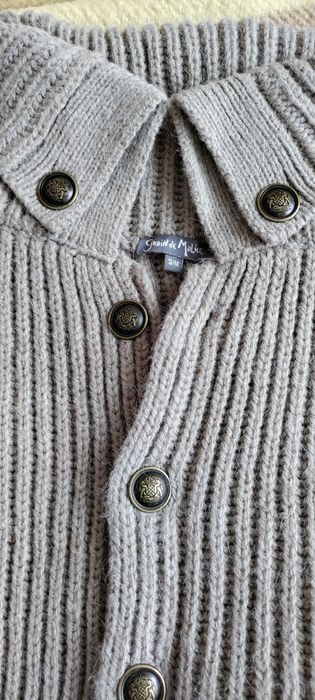 Кейп с воротником-стойкой