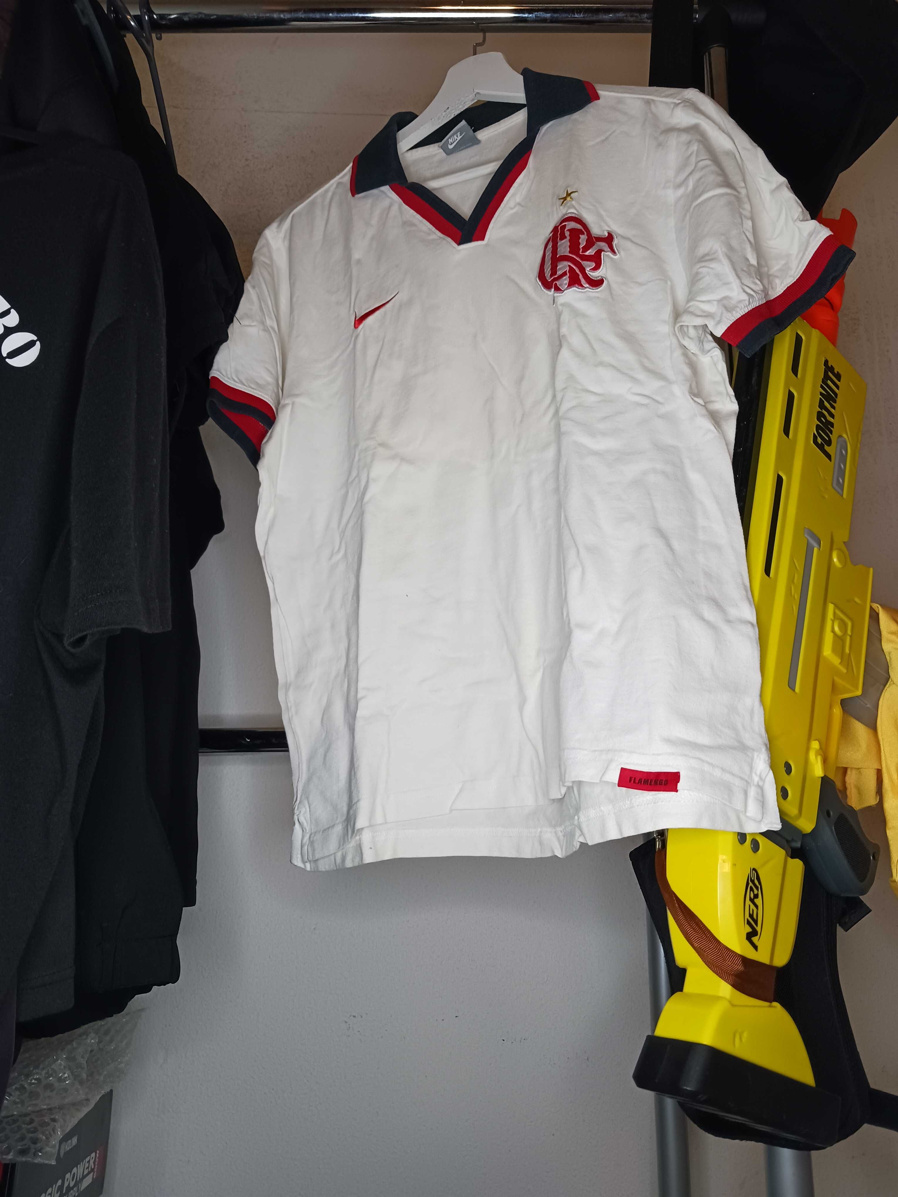 Camisas do Flamengo (algumas foram usadas em jogo pela 1a equipa)