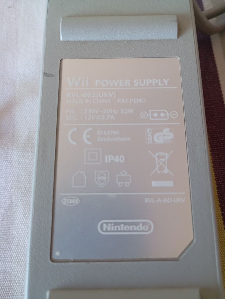Alimentador Nintendo wii tomada uk