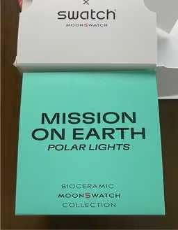 Omega x Swatch SO33L103: Mechanika Oświetlona Zorzą