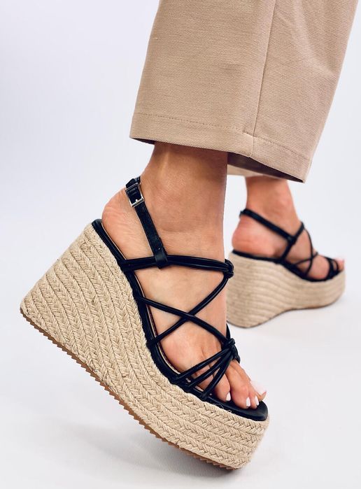 Sandałki Espadryle Na Koturnie Pascai Black