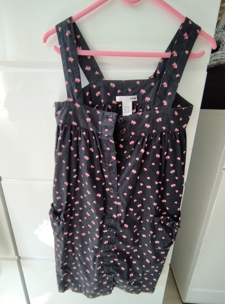 Piękna sukienka zakupiona w h&m na 122 wzrostu