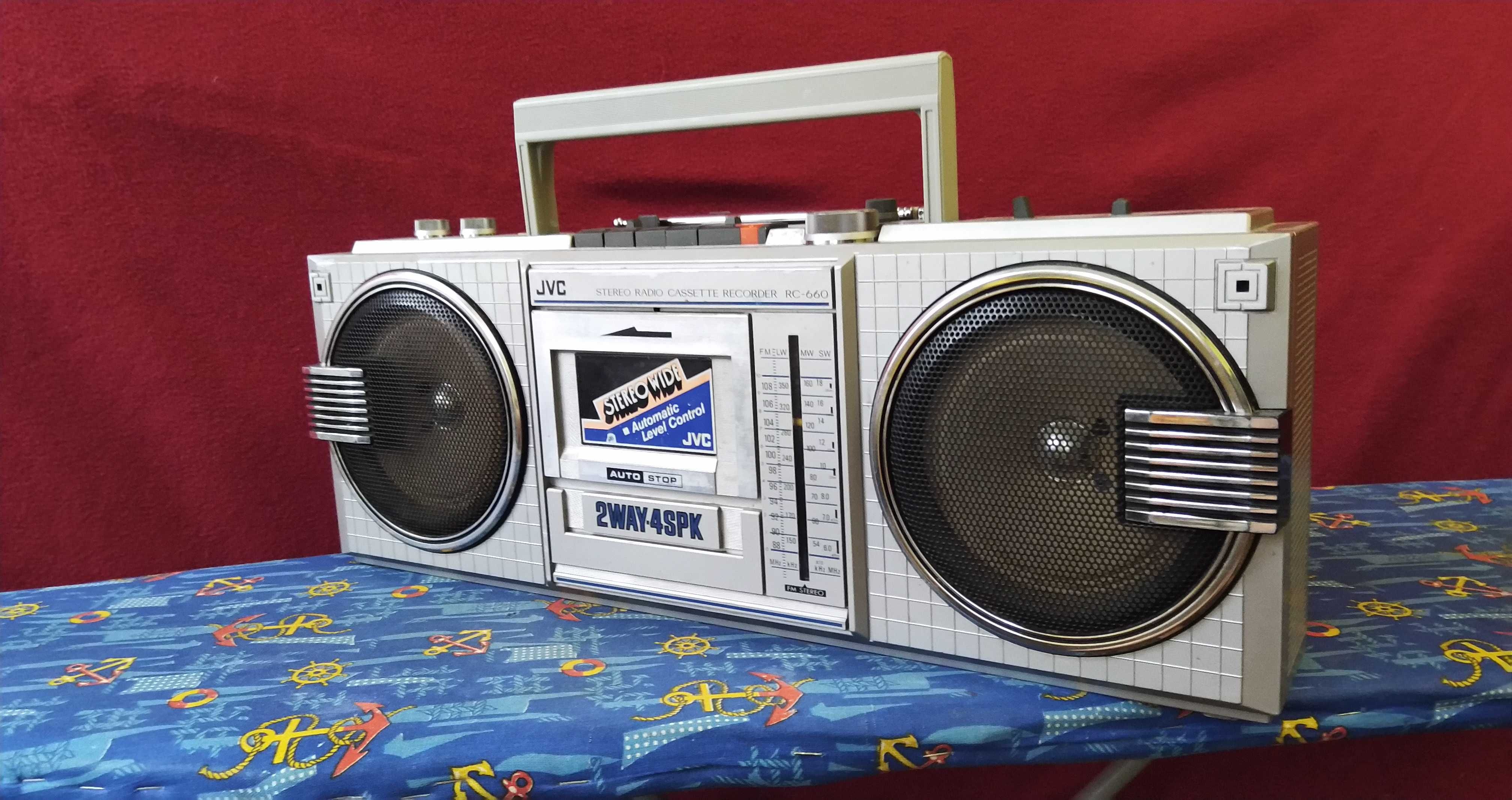 Продам магнитолу JVC RC 660 LS2 .