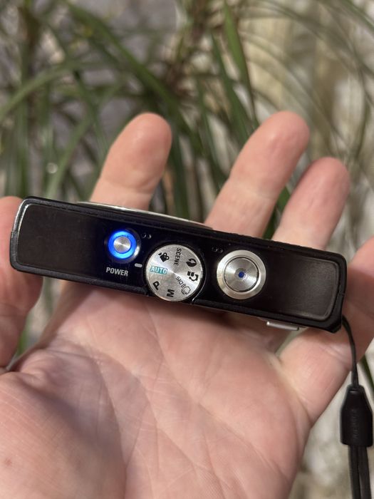 Цифровой фотоаппарат Samsung M100