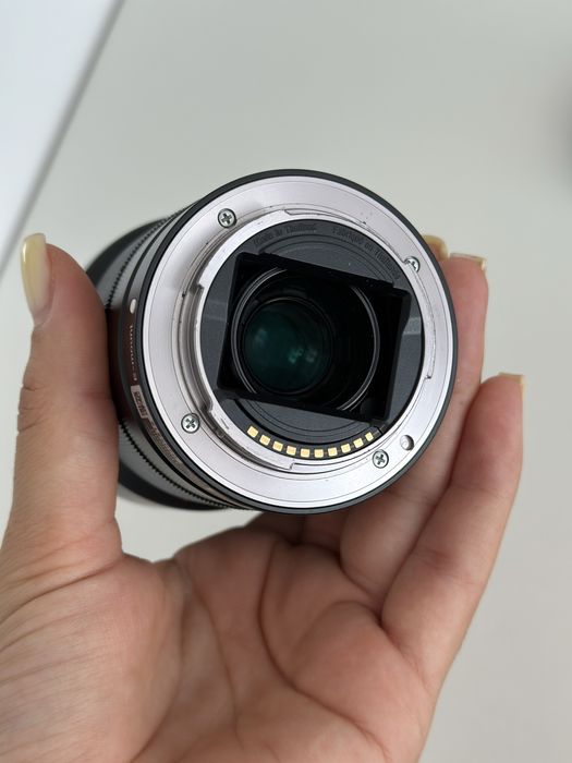 Ширококутний Обʼєктив Sony FE 28 mm f/2.0 (SEL28F20)